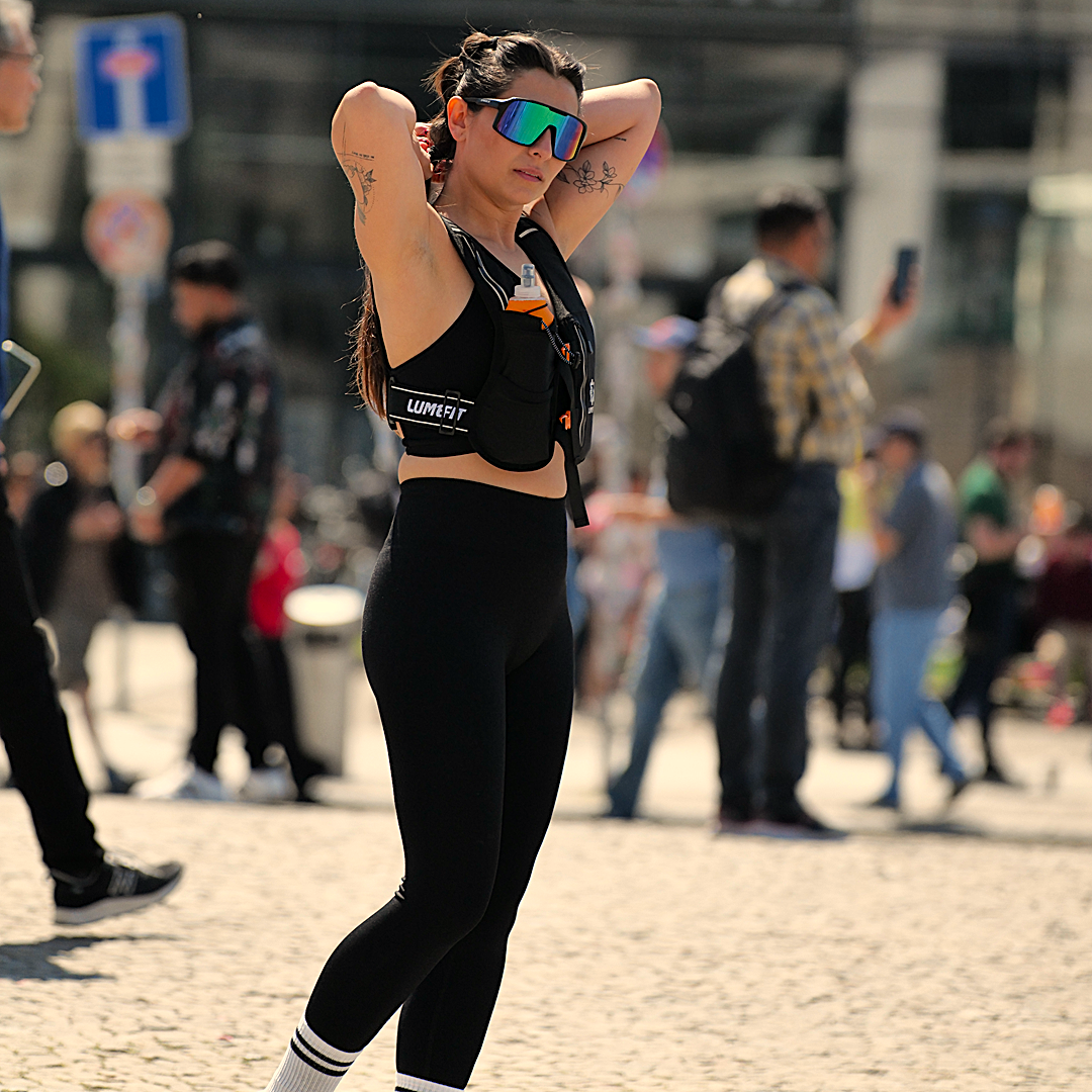 RUNNING VEST - BLACK